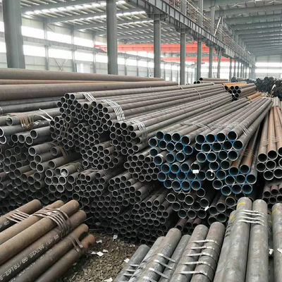 Sch40 Sch80 Smls أنابيب الفولاذ الكربونية الخالية من الغزل للنفط والغاز